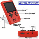 Um console de jogos pequeno portátil vermelho retrô clássico para crianças com carregamento de 400 jogos pode ser conectado à TV